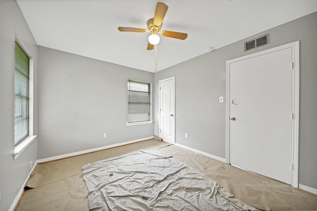 9953 Mango St - Photo 12