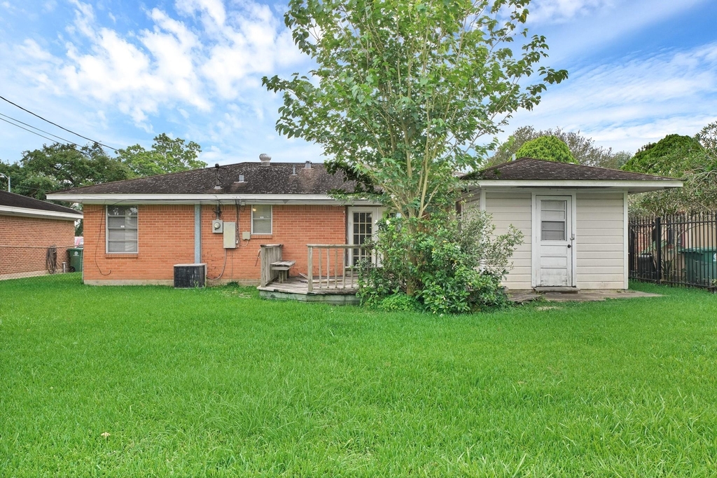 9953 Mango St - Photo 20