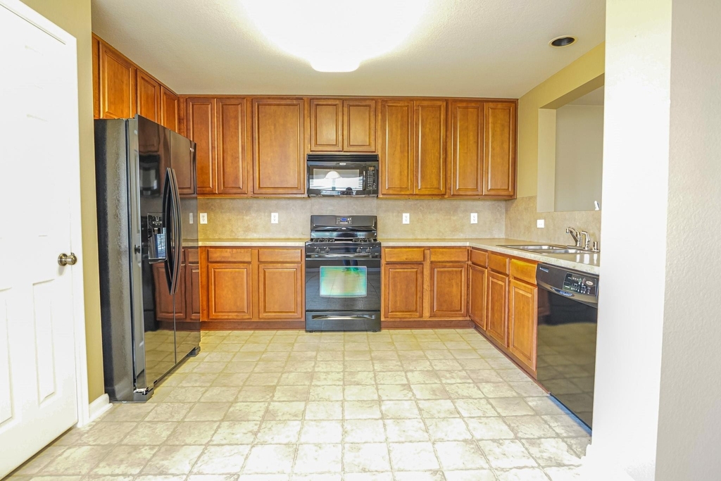18014 Shady Cypress Lane - Photo 7