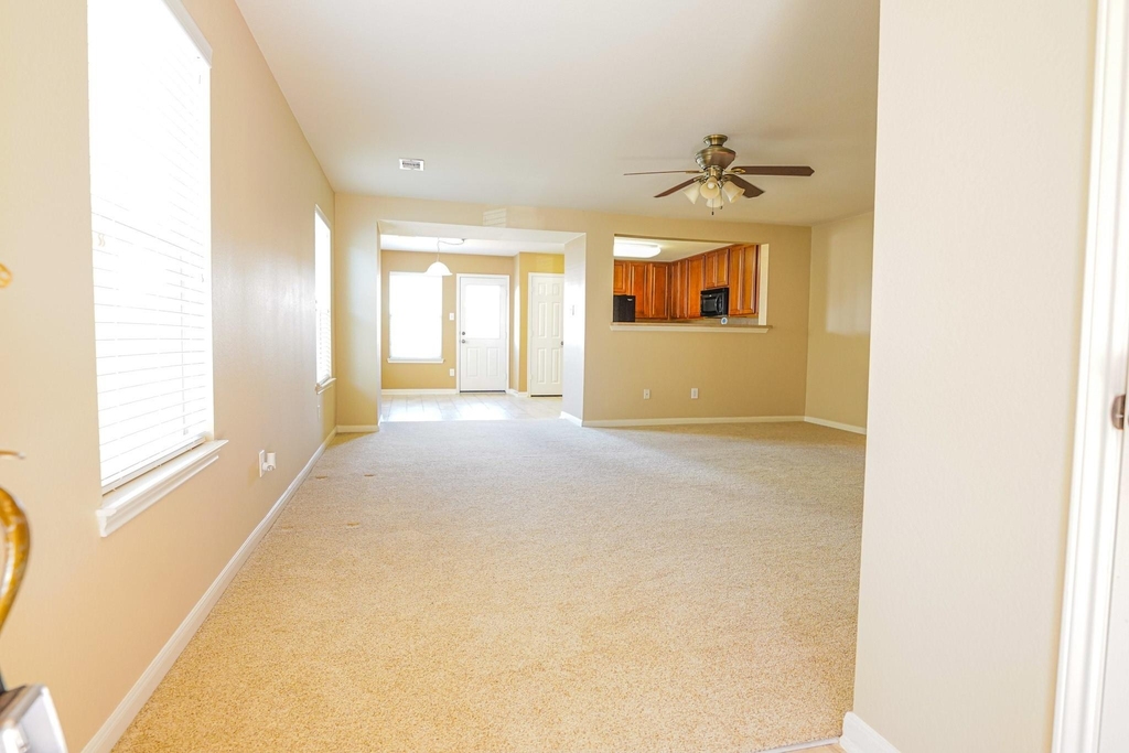 18014 Shady Cypress Lane - Photo 5