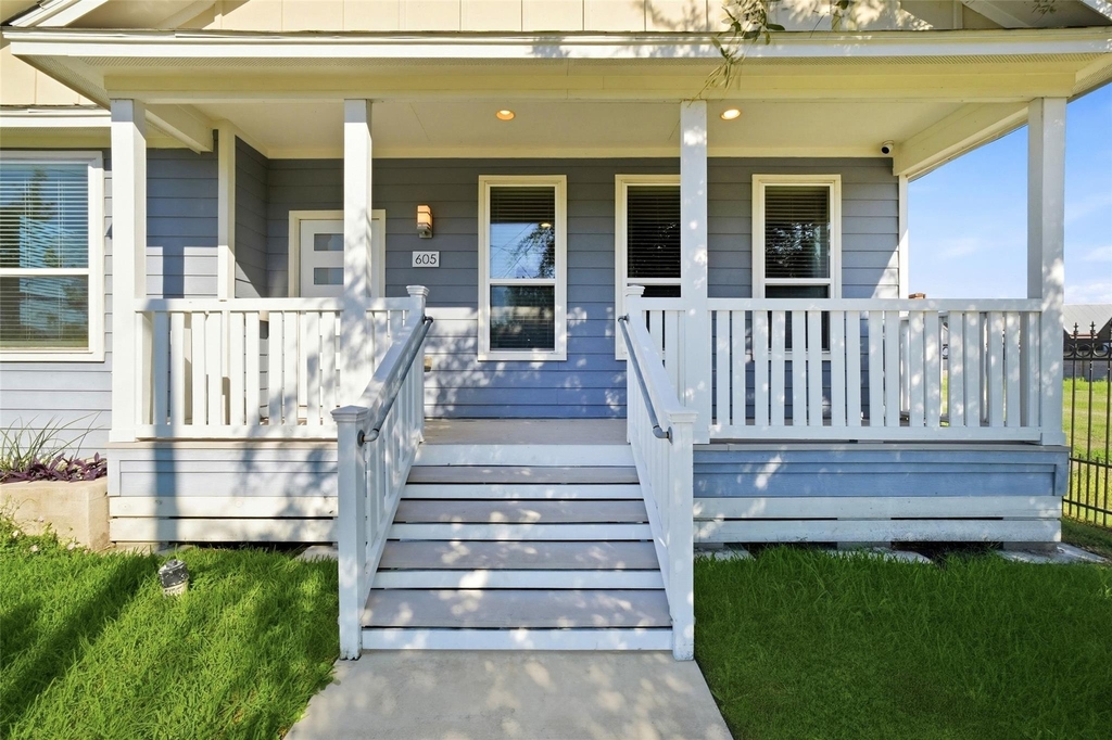 605 Dumble Street - Photo 5