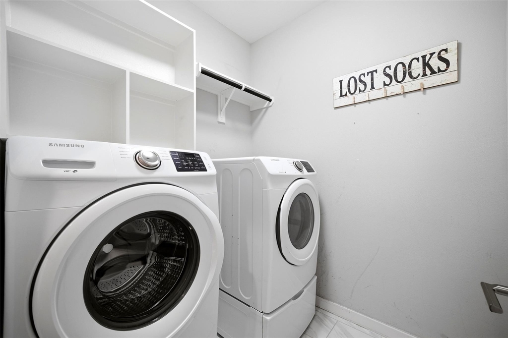 605 Dumble Street - Photo 33