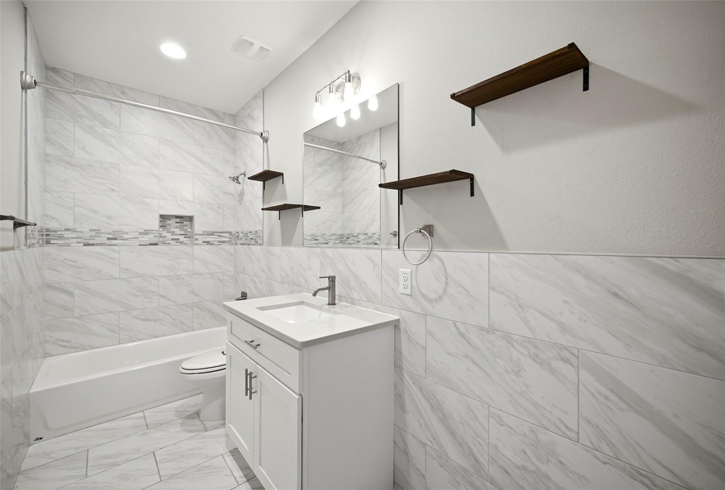 605 Dumble Street - Photo 39