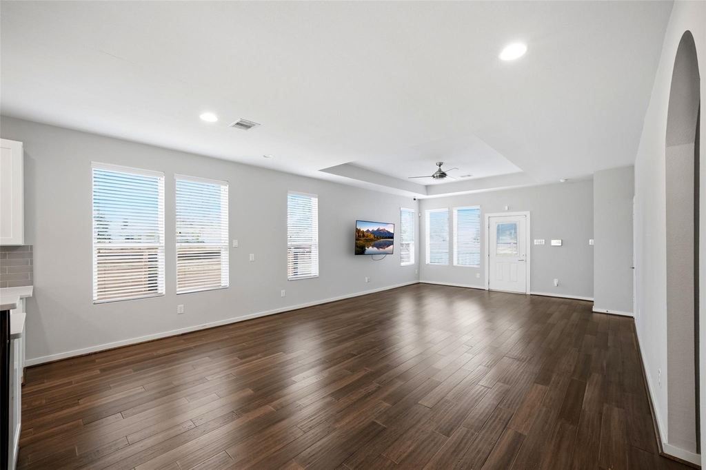605 Dumble Street - Photo 13