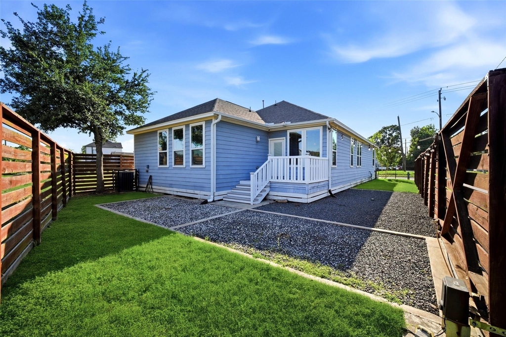 605 Dumble Street - Photo 40