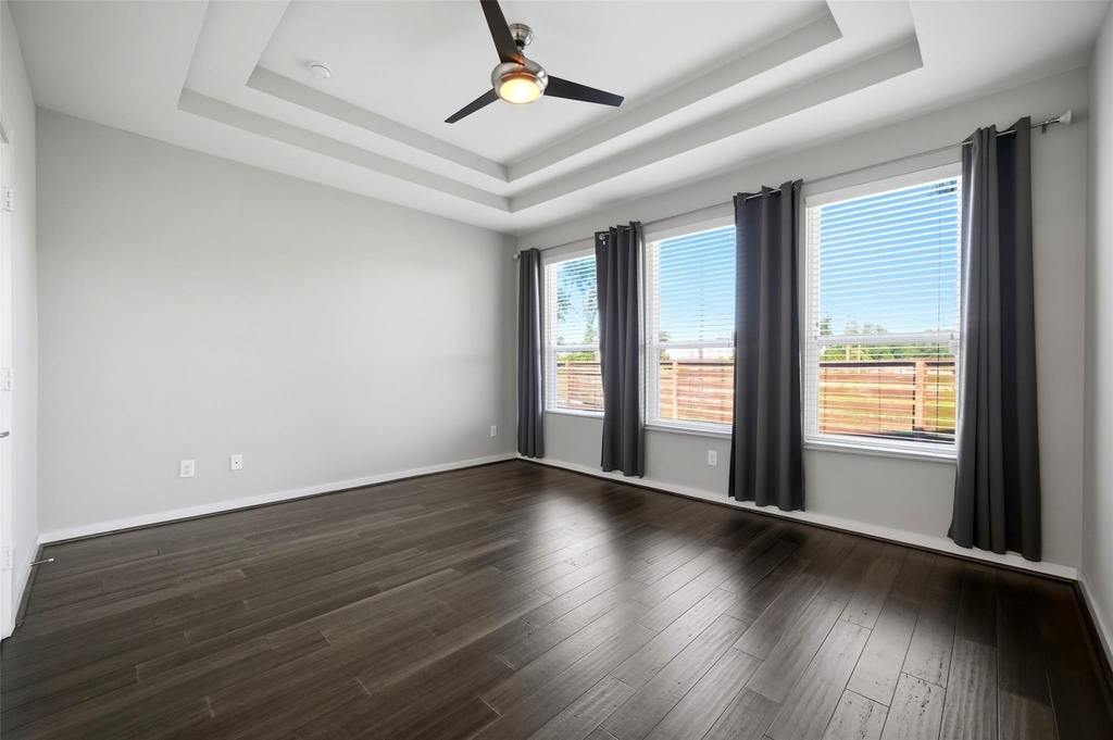 605 Dumble Street - Photo 23