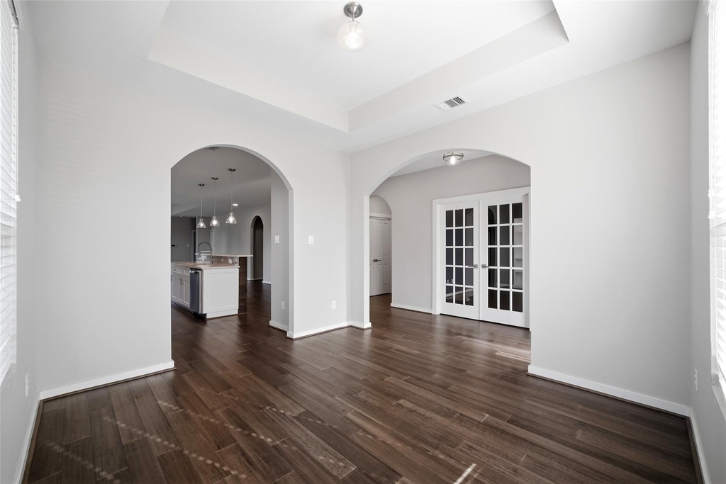 605 Dumble Street - Photo 10