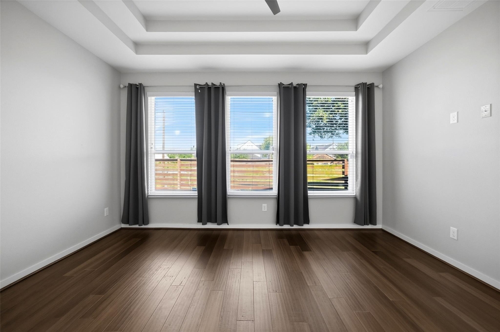 605 Dumble Street - Photo 21