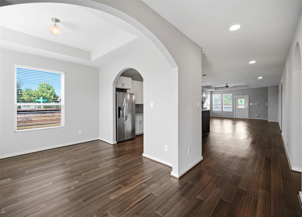 605 Dumble Street - Photo 8