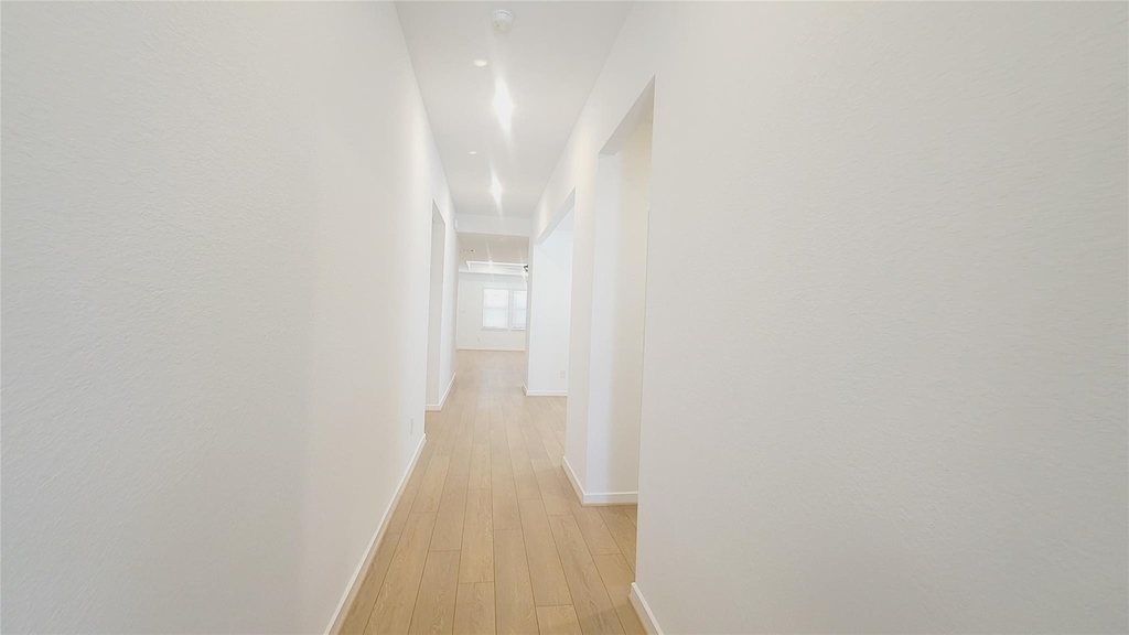 21523 Banpo Bend Drive - Photo 3
