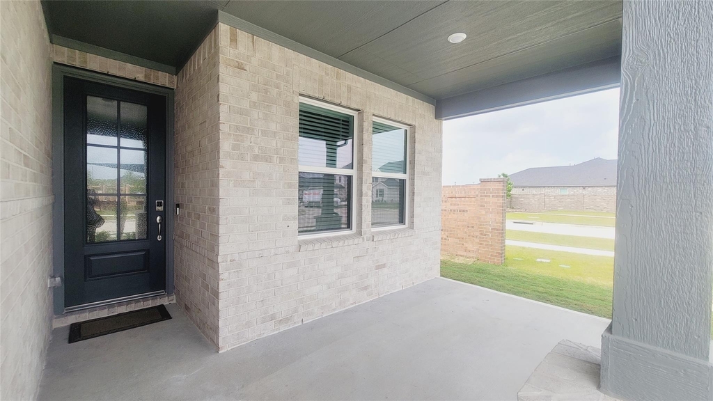 21523 Banpo Bend Drive - Photo 1