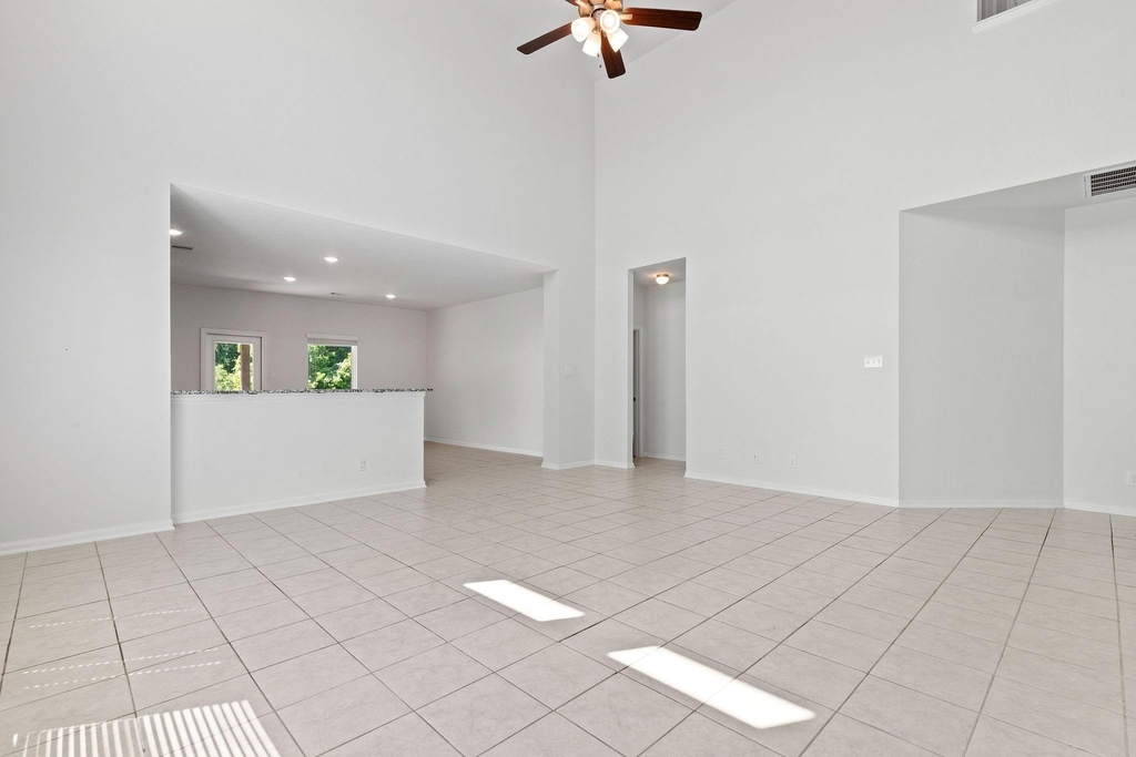 5319 Rivers Edge Drive - Photo 4