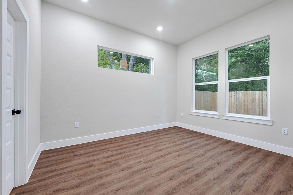 112 S San Jacinto Street - Photo 9