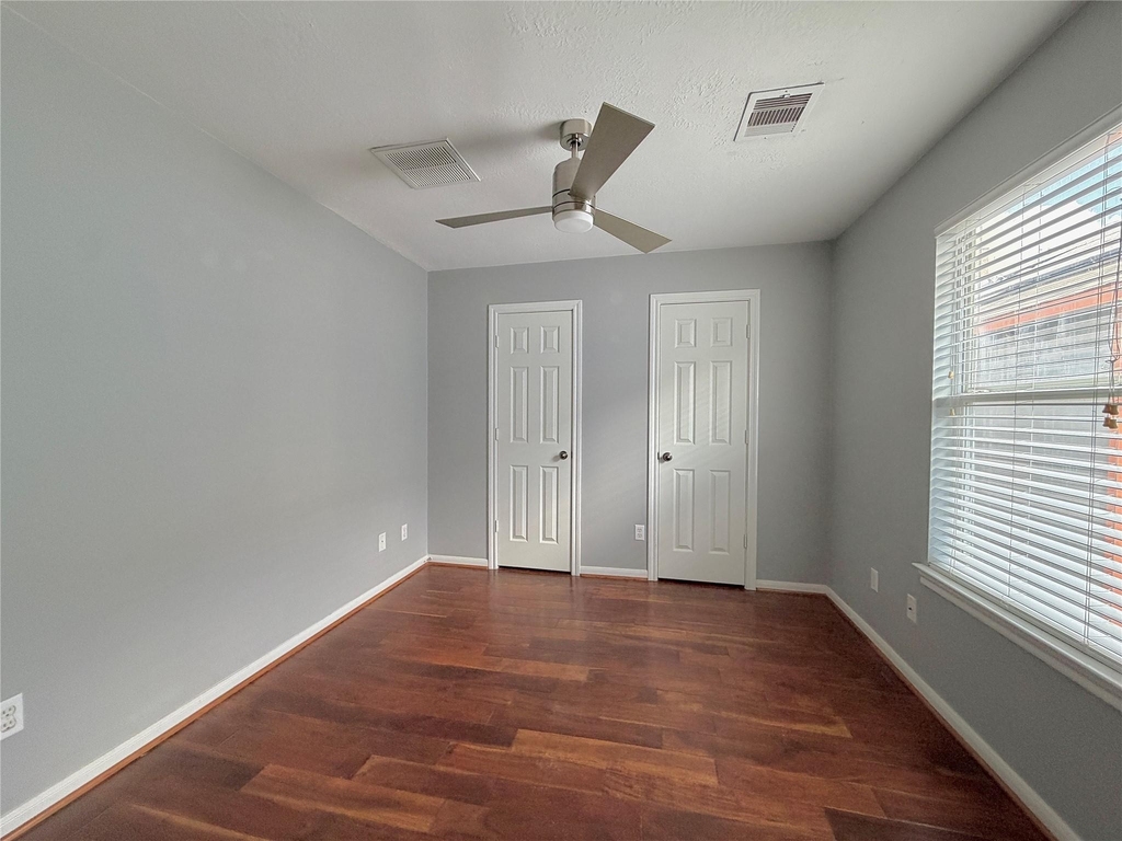 1515 Saulnier Street - Photo 6