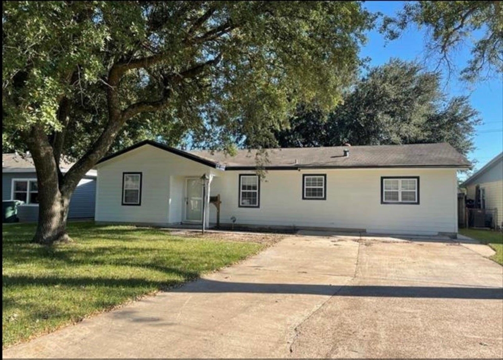 8745 Kimberly Drive - Photo 1