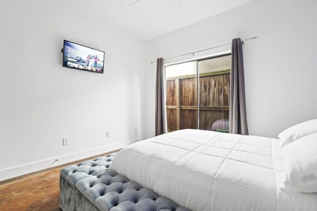 2220 Bastrop Street - Photo 4