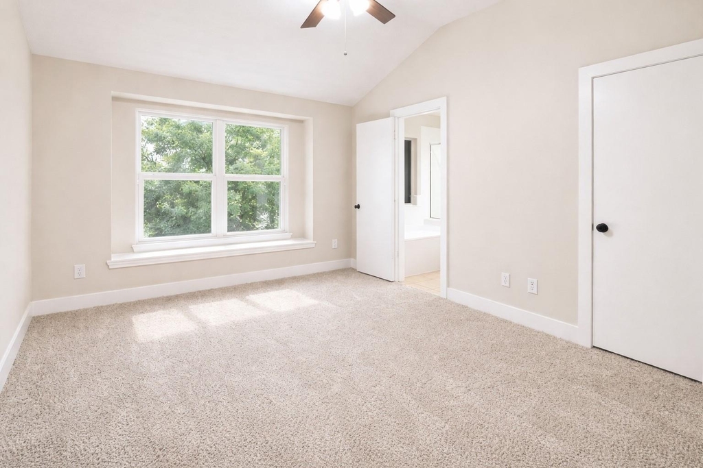 20022 Rustic Lake Ln - Photo 5