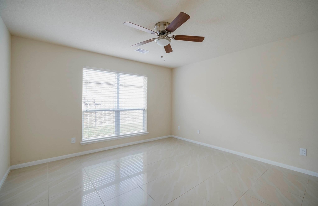 15115 Russet Bend Lane - Photo 15