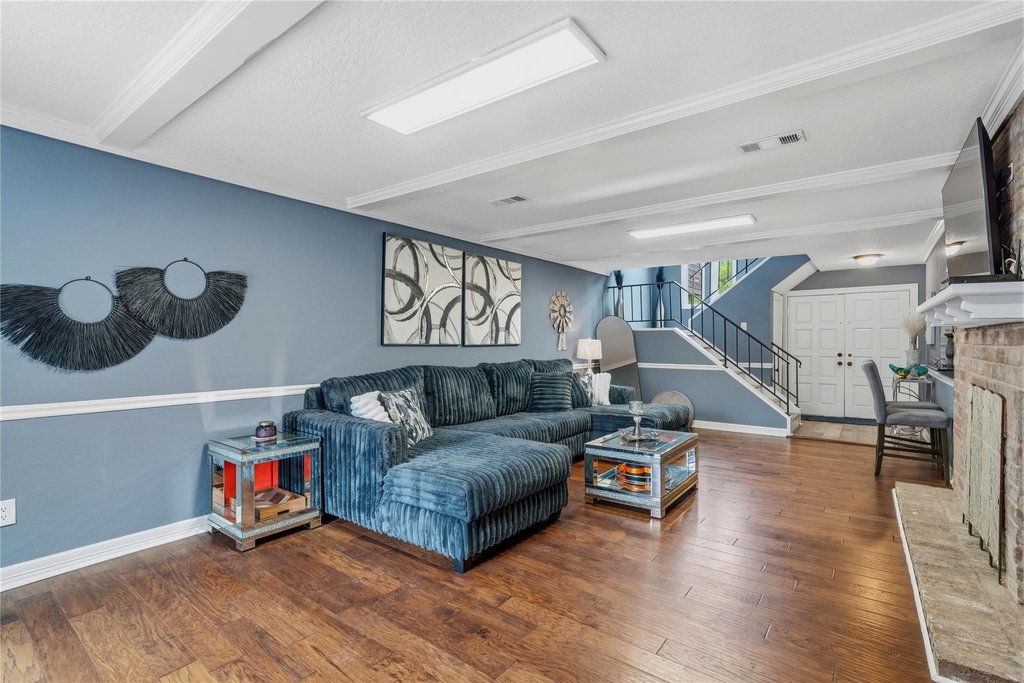 2938 Camelot Lane - Photo 5