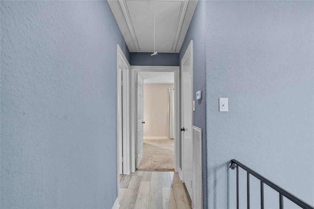 2938 Camelot Lane - Photo 15