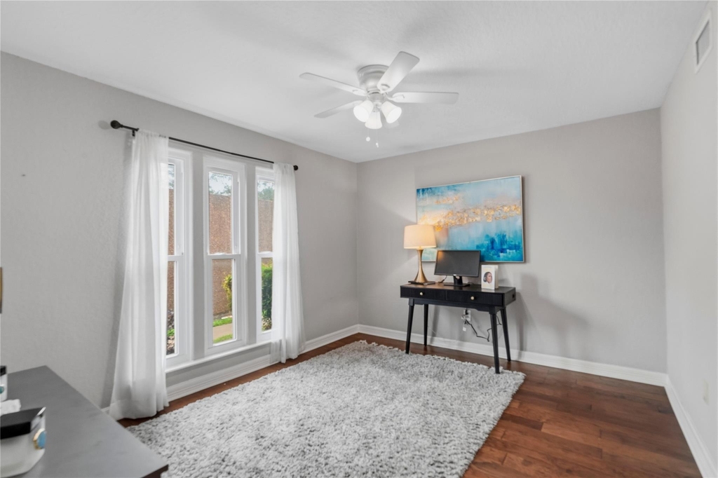 2938 Camelot Lane - Photo 12
