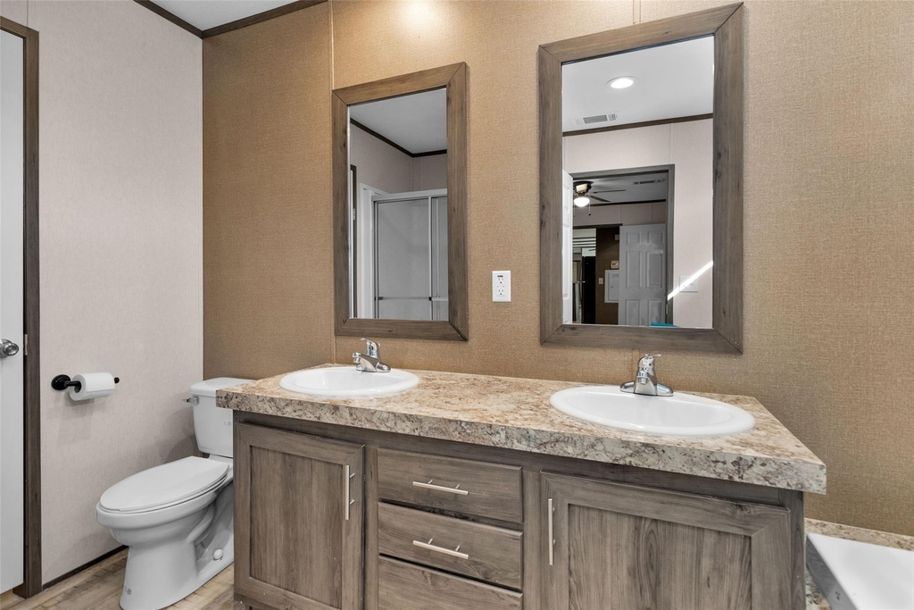 10161 Pollard Road - Photo 9