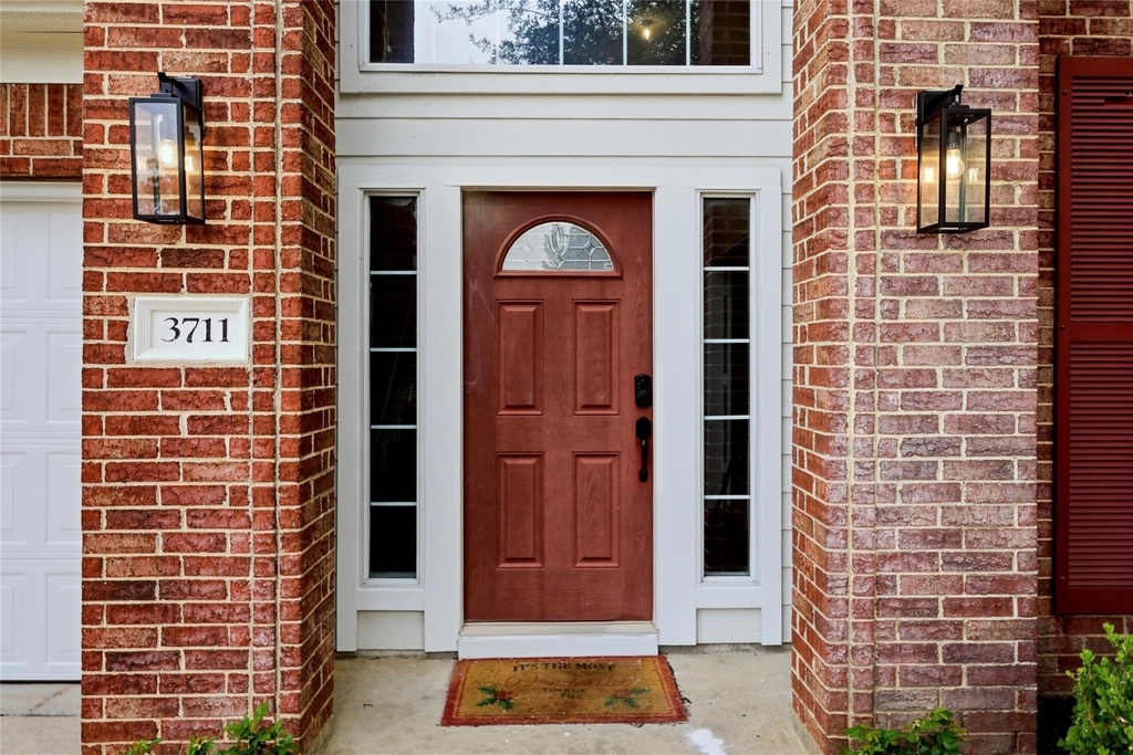 3711 Slocom Drive - Photo 1