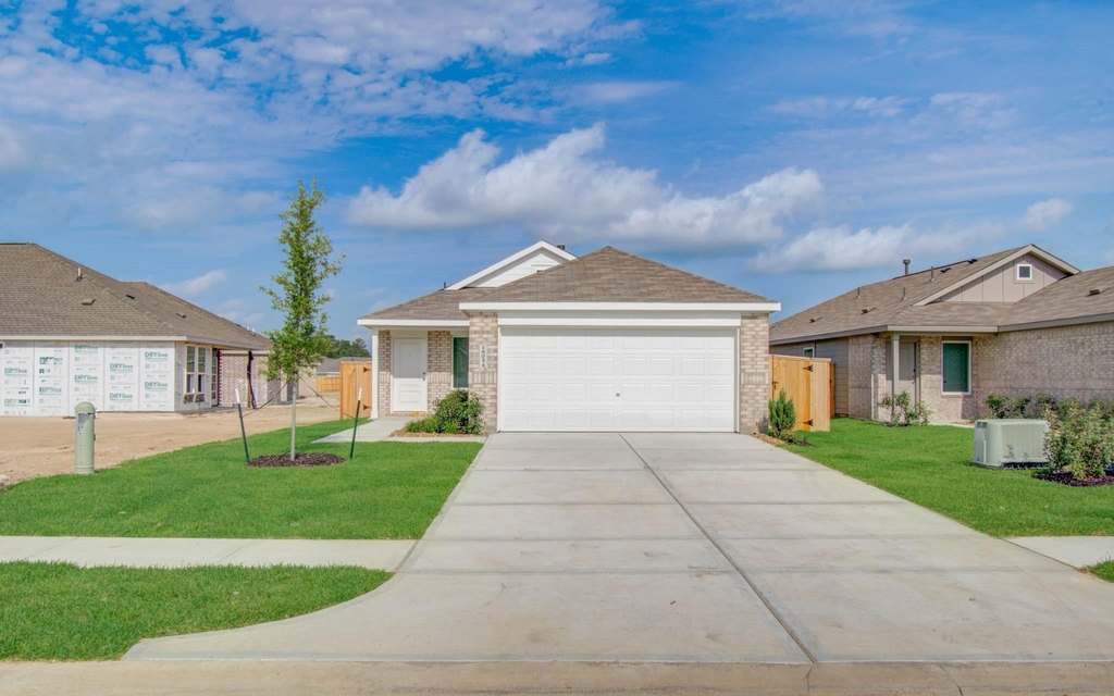 18054 Le Gotte Lane - Photo 0