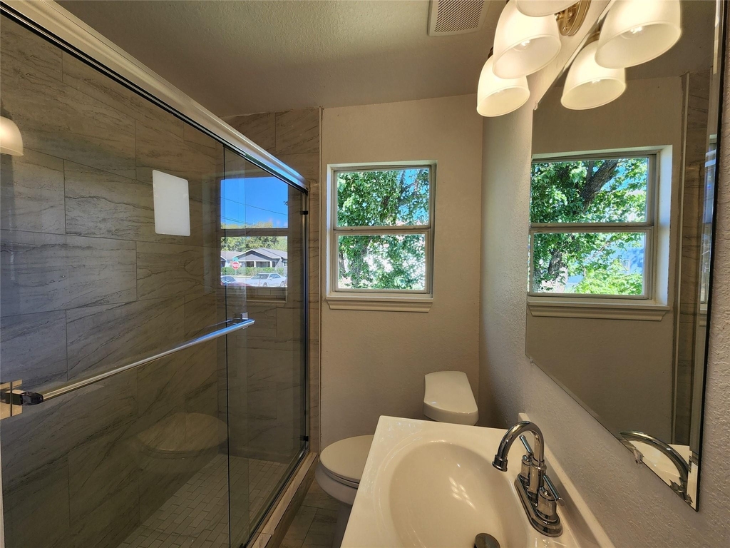 2706 Berry Street - Photo 6