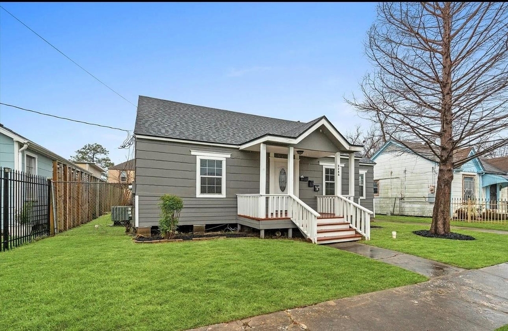 5244 Leeland Street - Photo 1
