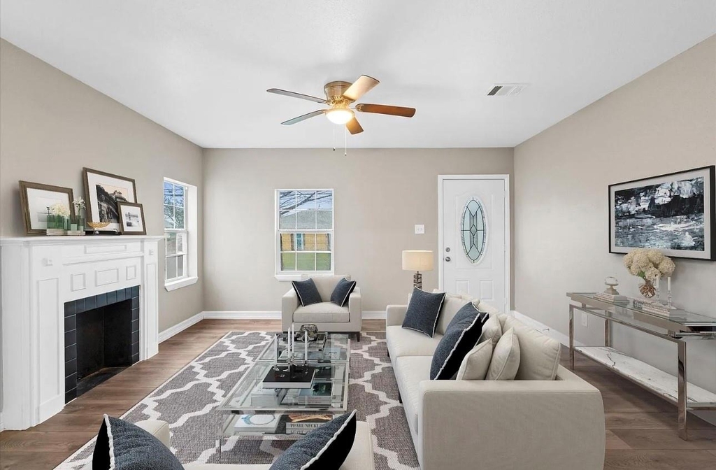 5244 Leeland Street - Photo 3