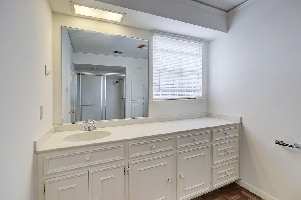 4002 Portsmouth Avenue - Photo 11