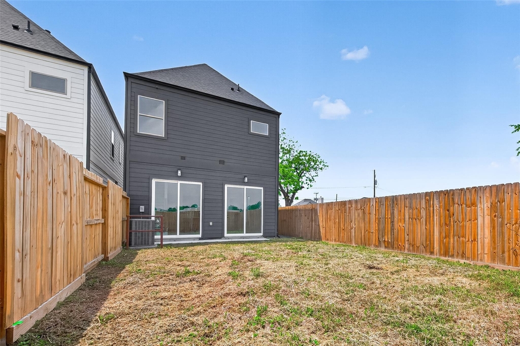 7422 Maxroy Street - Photo 38