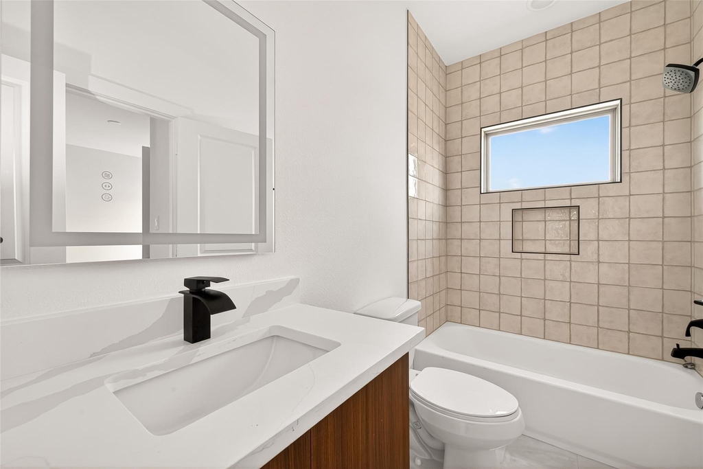 7422 Maxroy Street - Photo 31