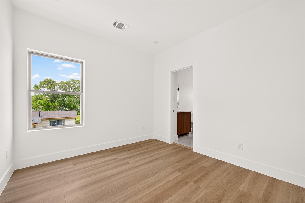 7422 Maxroy Street - Photo 29