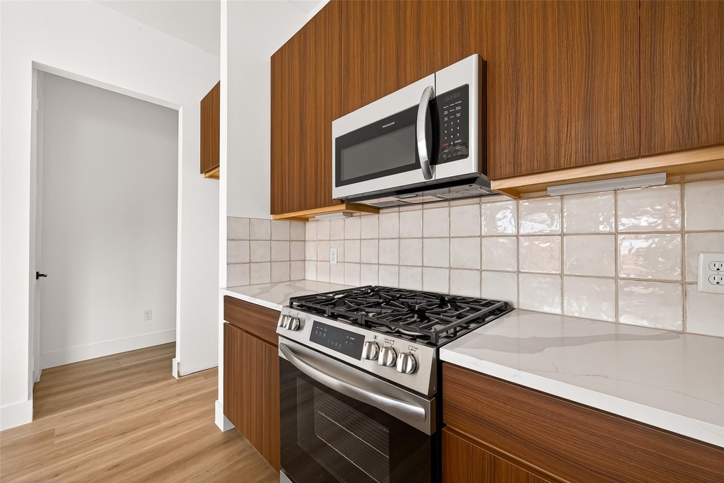 7422 Maxroy Street - Photo 15