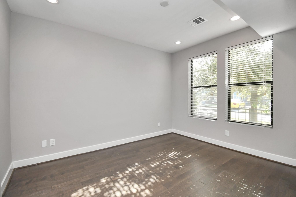 308 Palmer Street - Photo 4