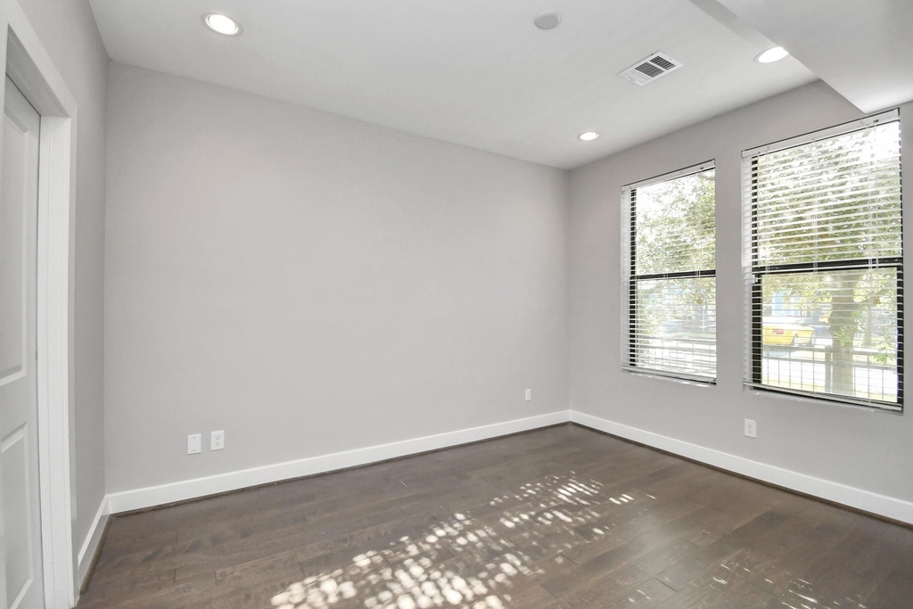 308 Palmer Street - Photo 5