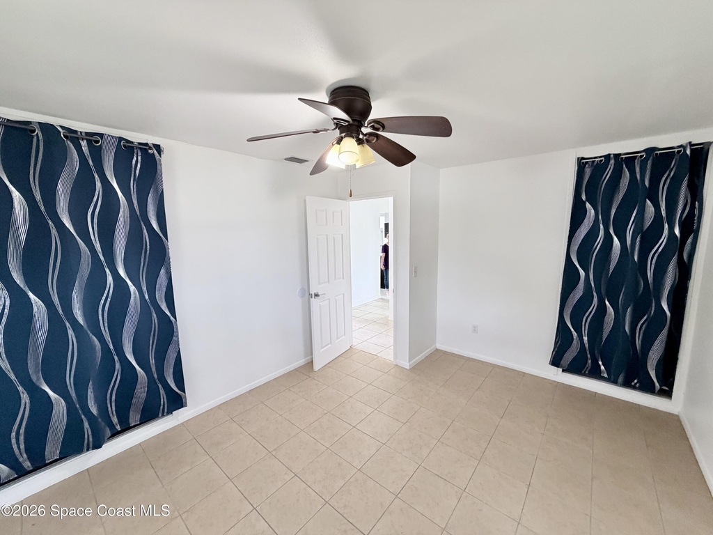 2107 Little John Road - Photo 17