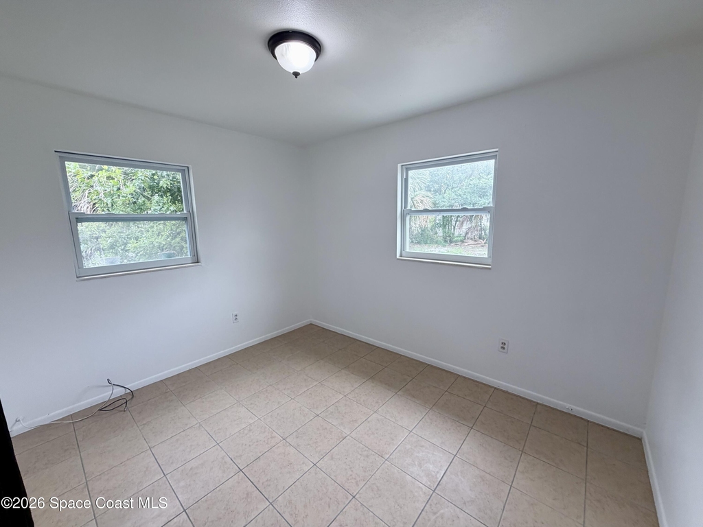 2107 Little John Road - Photo 20