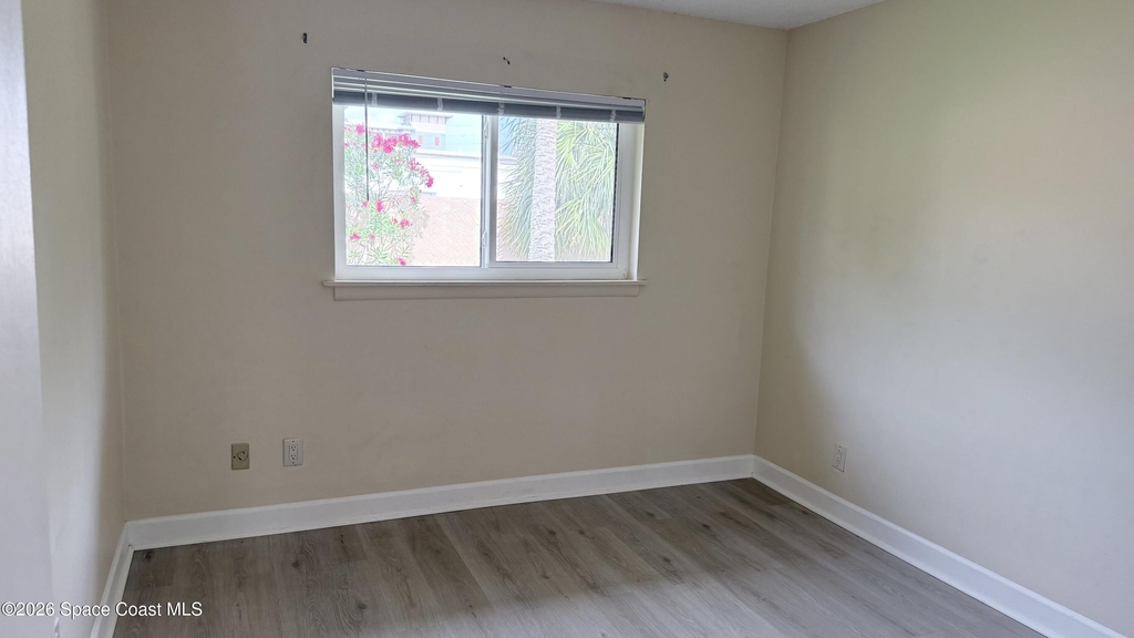 1145 N Shannon Avenue - Photo 13