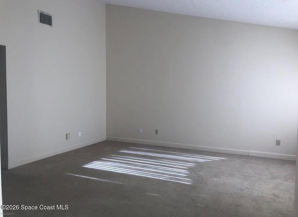 1145 N Shannon Avenue - Photo 3