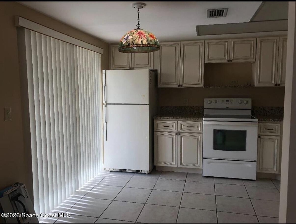 1145 N Shannon Avenue - Photo 6