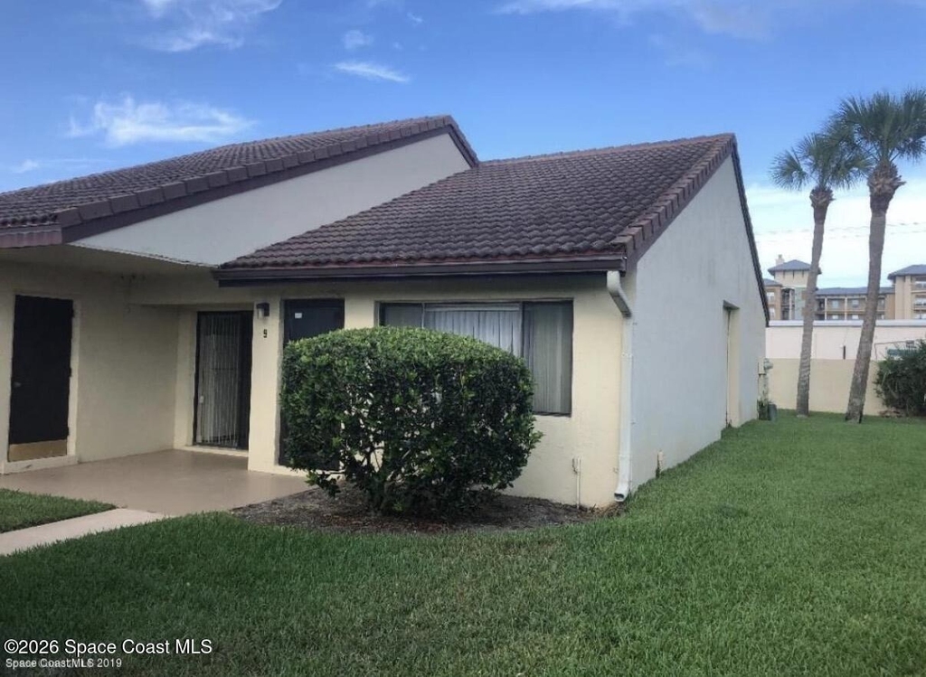 1145 N Shannon Avenue - Photo 1