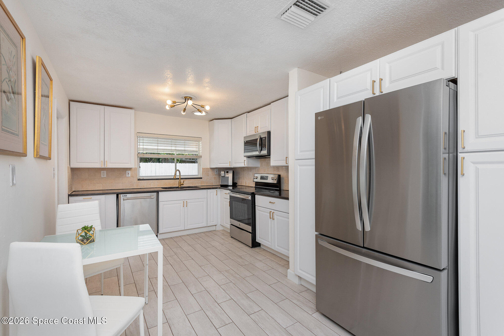 705 3rd Avenue - Photo 6