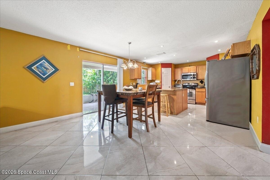 4635 Elena Way - Photo 8