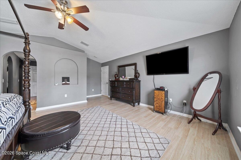 4635 Elena Way - Photo 14