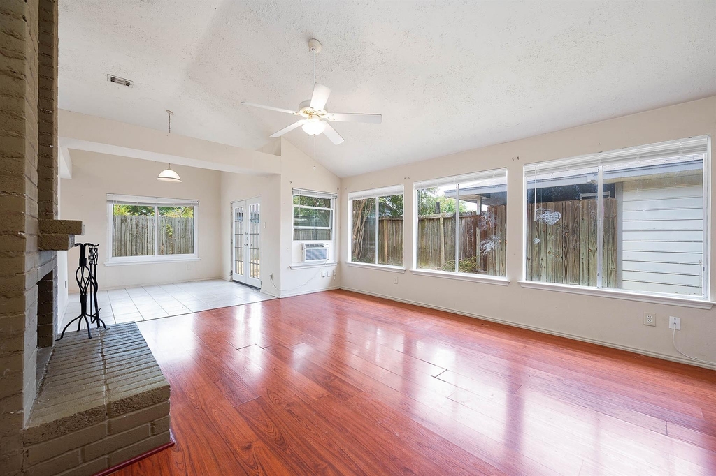 11918 Westwold Drive - Photo 5