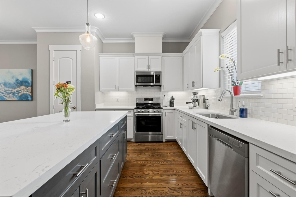 2604 Bevis Street - Photo 8