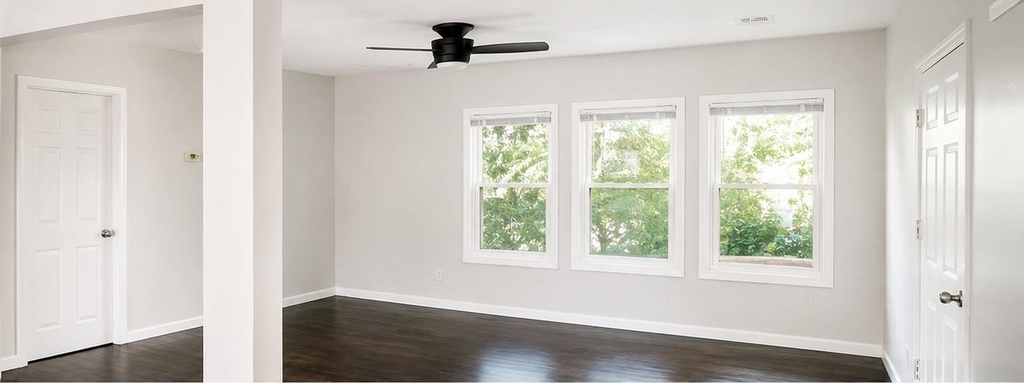 1825 1/2 Santa Rosa Street - Photo 2